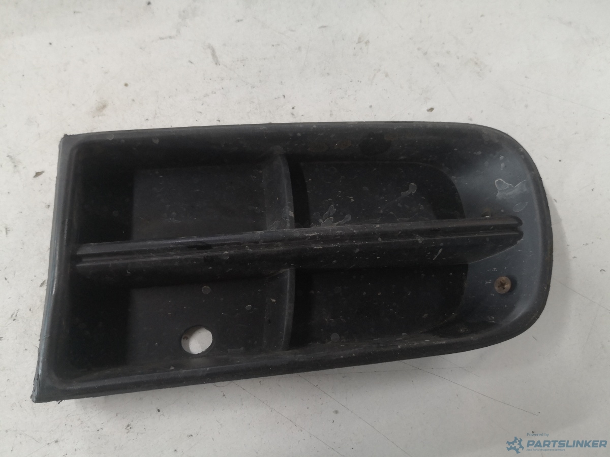 Grila bara SKODA ROOMSTER (5J) [ 2006 - 2015 ] OEM 5j0807681