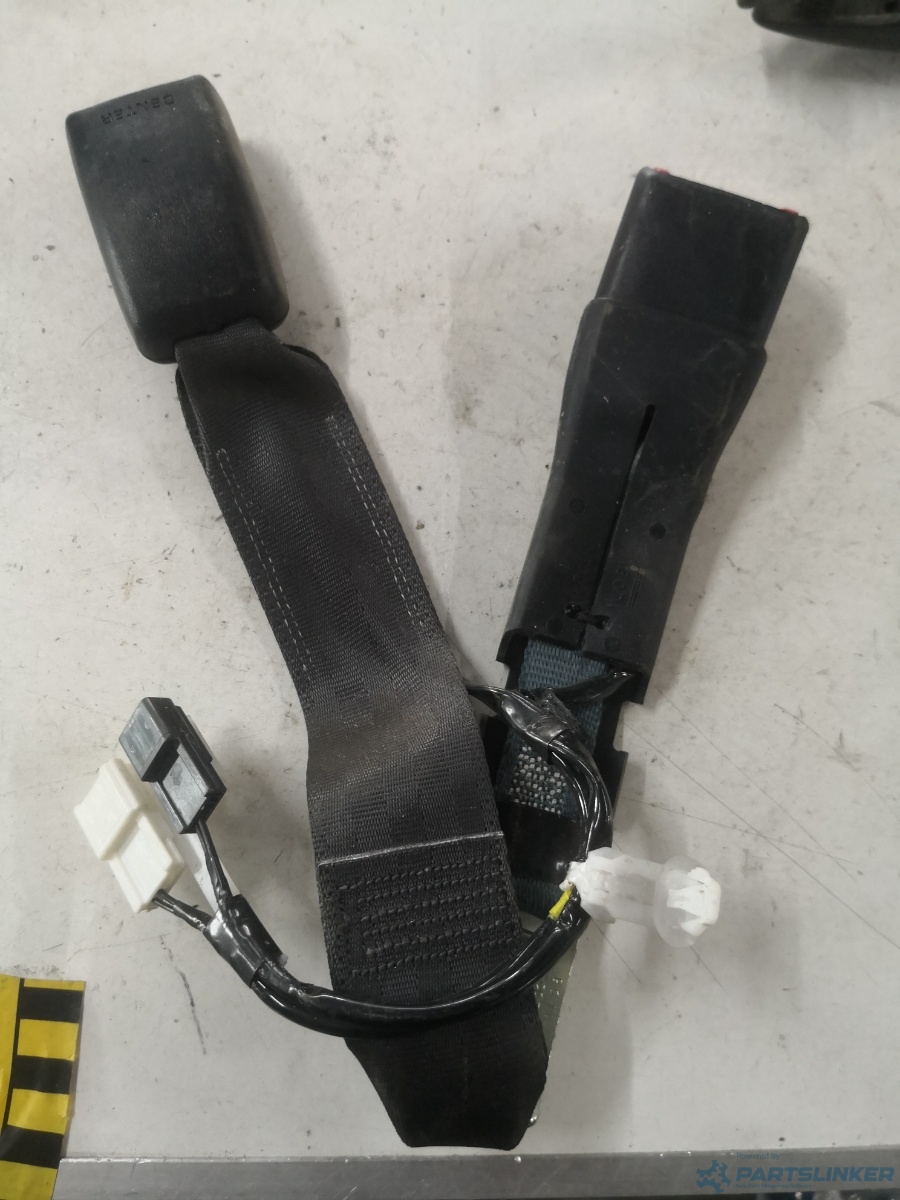 Pretensionare  LEXUS CT (ZWA10_) [ 2010 - > ] OEM E063002