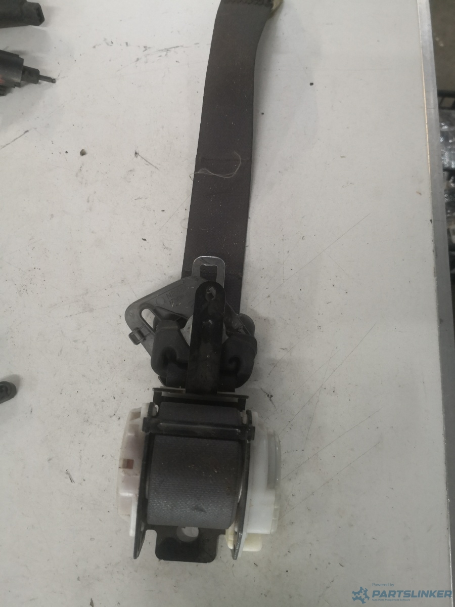 Centura siguranta dreapta spate TOYOTA COROLLA Verso (_E12_) [ 2001 - 2004 ]