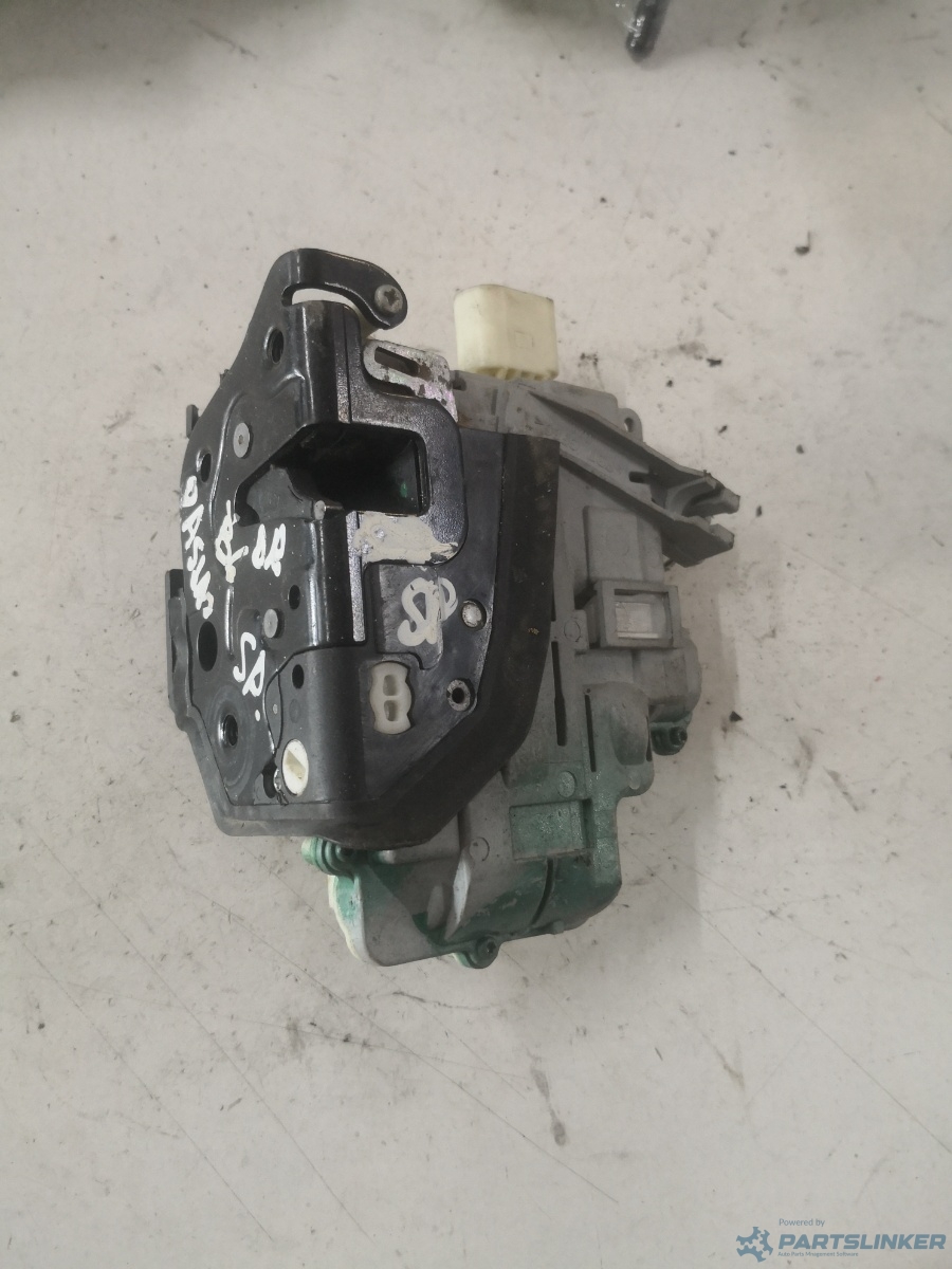 Broasca usa dreapta spate VOLKSWAGEN PASSAT Variant (3B6) [ 2000 - 2005 ] OEM Cz3c1837016a