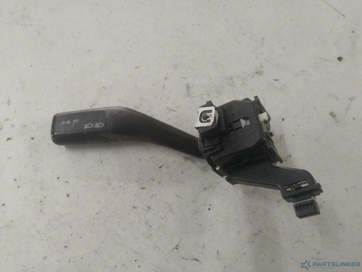 Maneta semnalizare VOLKSWAGEN GOLF V (1K1) [ 2003 - 2009 ] OEM 1k0953513cn