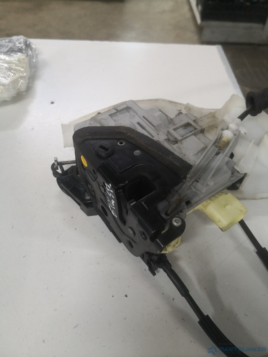 Broasca usa stanga spate VOLKSWAGEN PASSAT (3C2) [ 2005 - 2010 ]