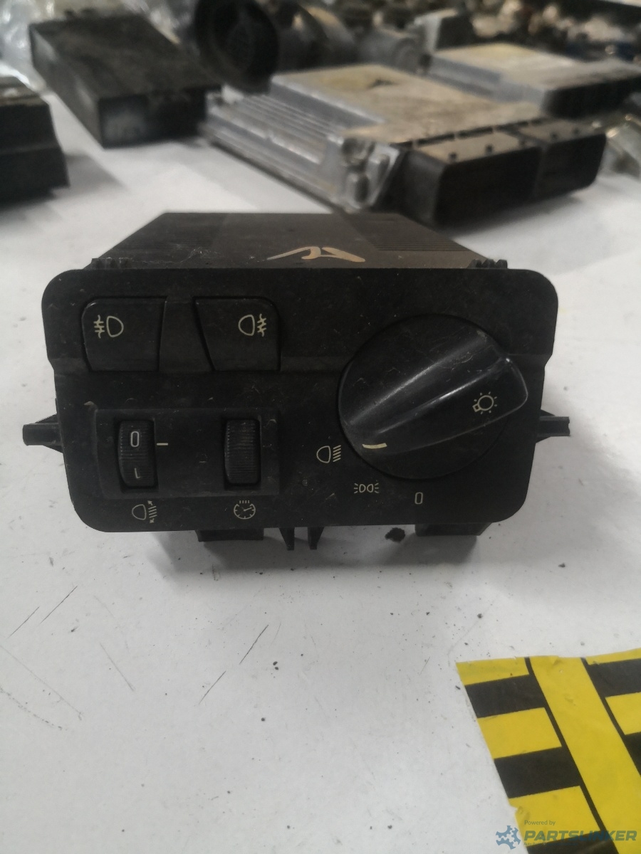 Bloc lumini BMW 3 IV (E46) [ 1998 - 2005 ] OEM 6901429