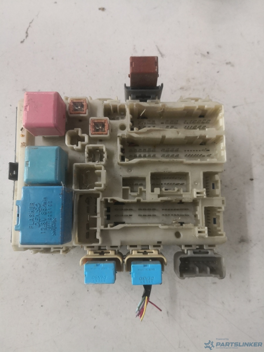 Panou sigurante TOYOTA YARIS 1.4D (_P9_) [ 2005 - > ] OEM 8273052700