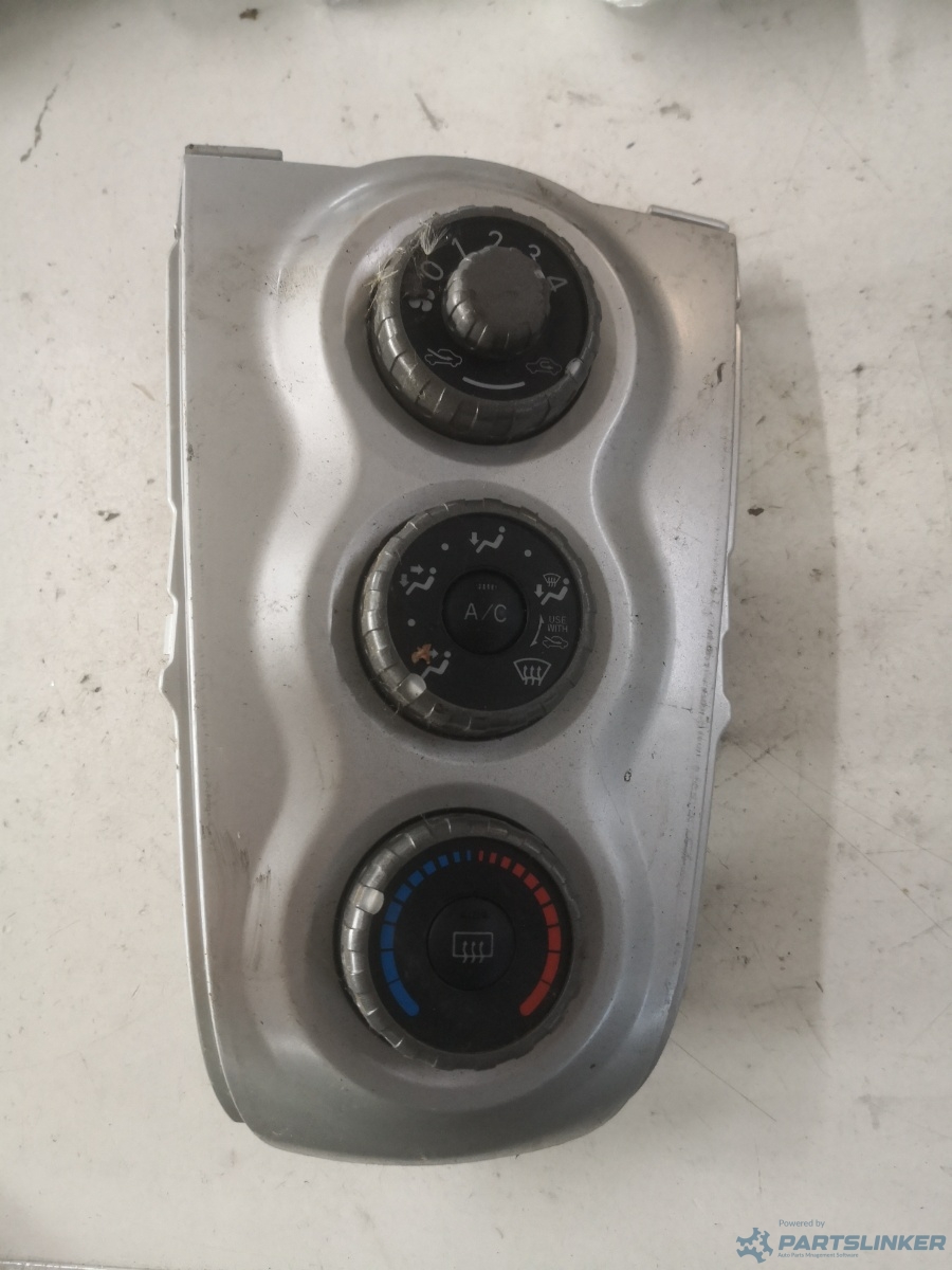 Climatizare TOYOTA YARIS (_P9_) [ 2005 - > ] OEM 55901