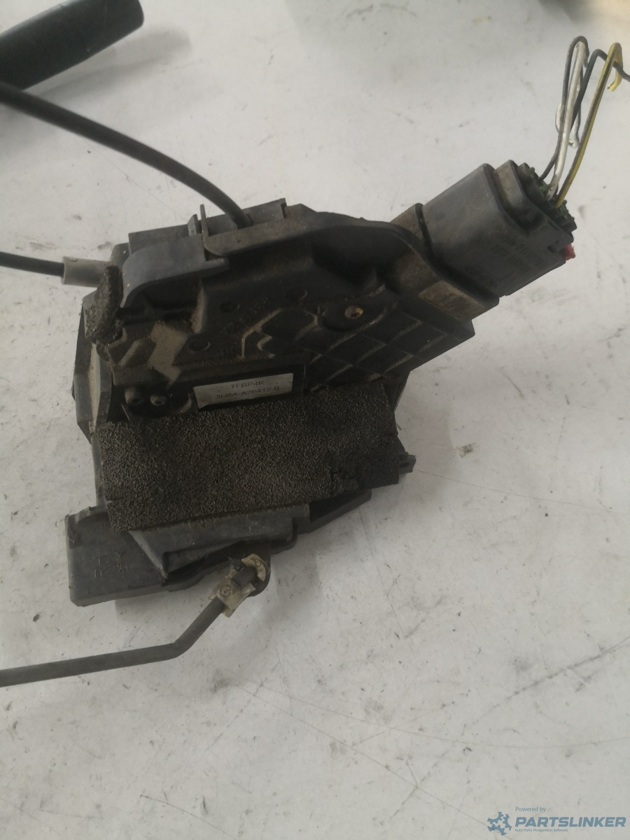 Broasca usa dreapta spate MAZDA 3 2005> OEM 3n6aa26412b – foto 2