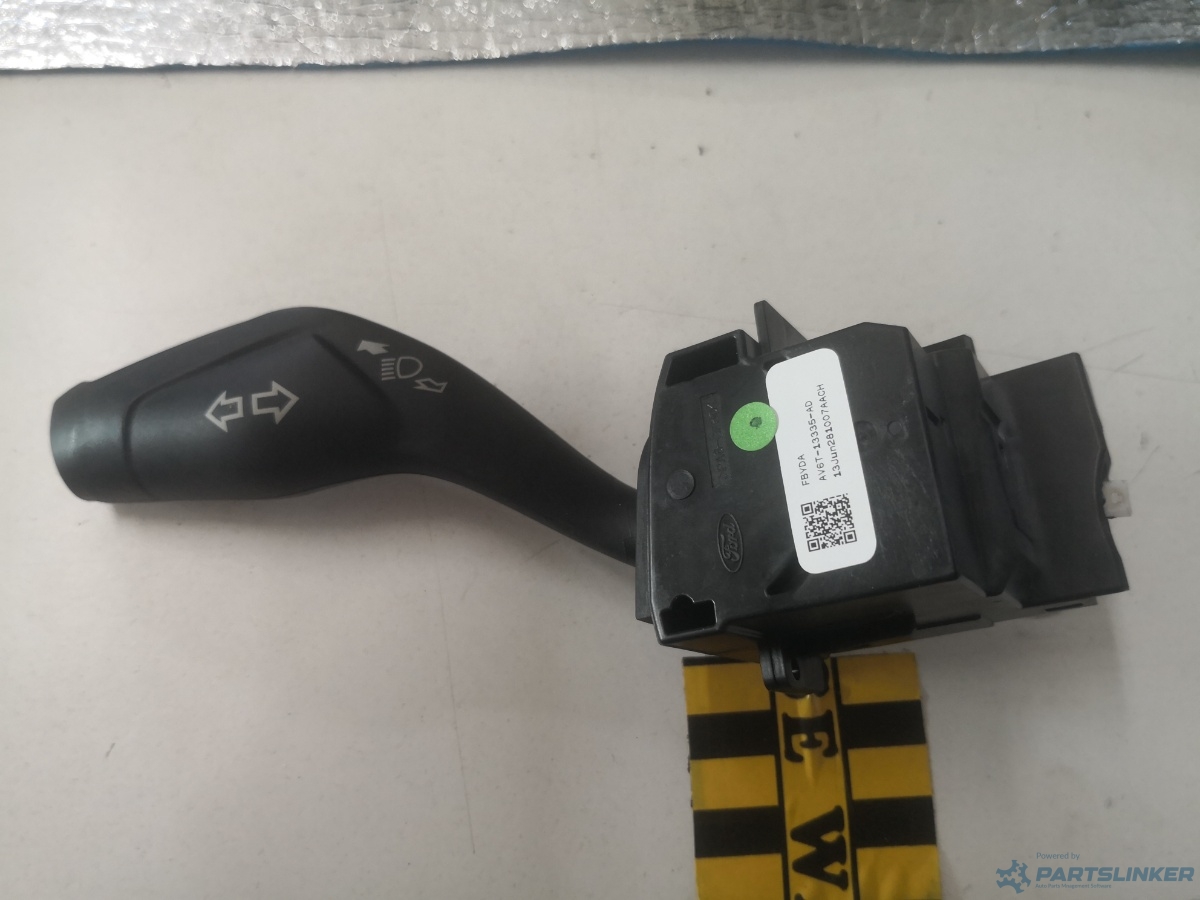 Maneta semnalizare FORD FOCUS III Saloon [ 2010 - > ] OEM Av6t13335ad