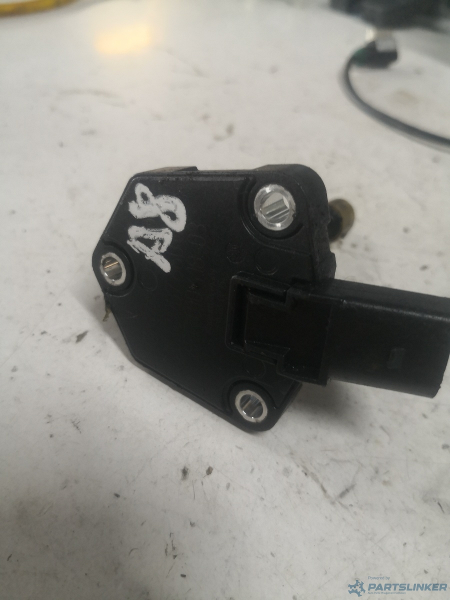 Senzor nivel ulei AUDI A8 III (4H2, 4H8, 4HC, 4HL) [ 2009 - 2018 ] OEM 03c907660c – foto 2