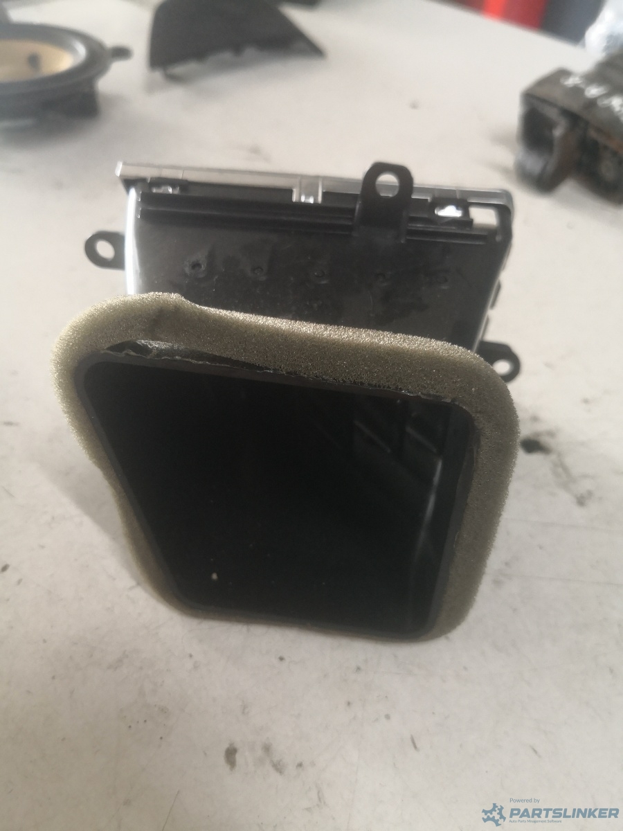 Guri ventilatie dreapta fata AUDI A8 III (4H2, 4H8, 4HC, 4HL) [ 2009 - 2018 ] OEM 4h2820952a – foto 2