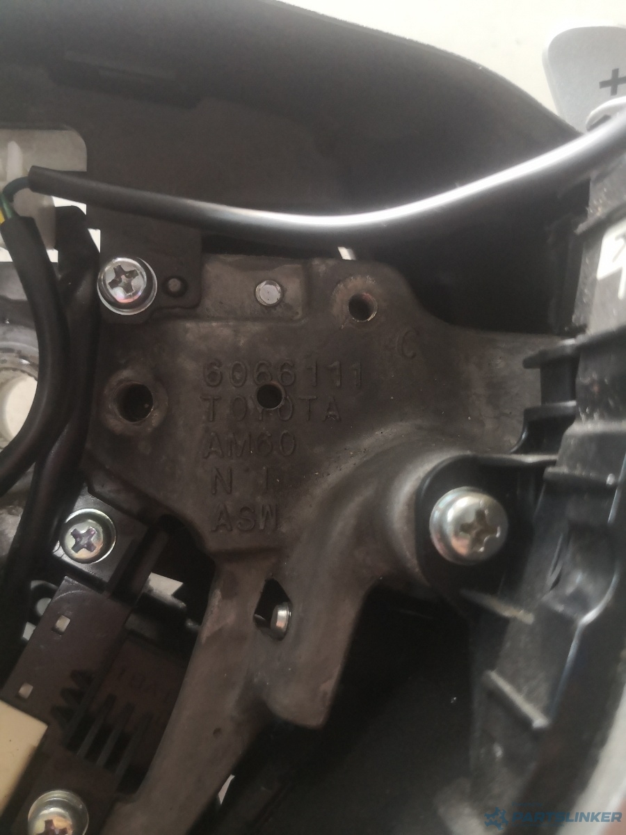 Volan TOYOTA AURIS (_E15_) [ 2006 - 2012 ] OEM 6066111 – foto 2