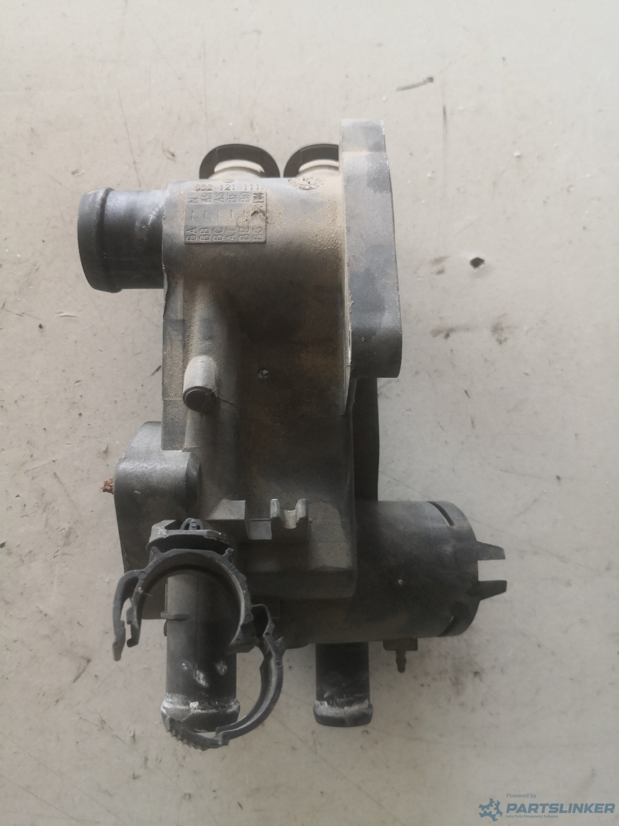 Distribuitor apa VOLKSWAGEN POLO (6R, 6C) [ 2009 - > ] 1.4 (CGGB, CLPA, CDDA) 63KW|85HP OEM 032121111