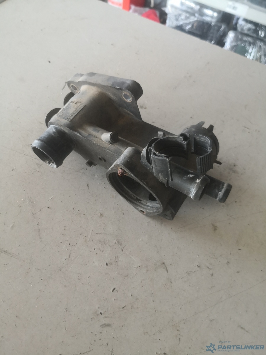 Distribuitor apa VOLKSWAGEN POLO (6R, 6C) [ 2009 - > ] 1.4 (CGGB, CLPA, CDDA) 63KW|85HP OEM 032121111 – foto 2