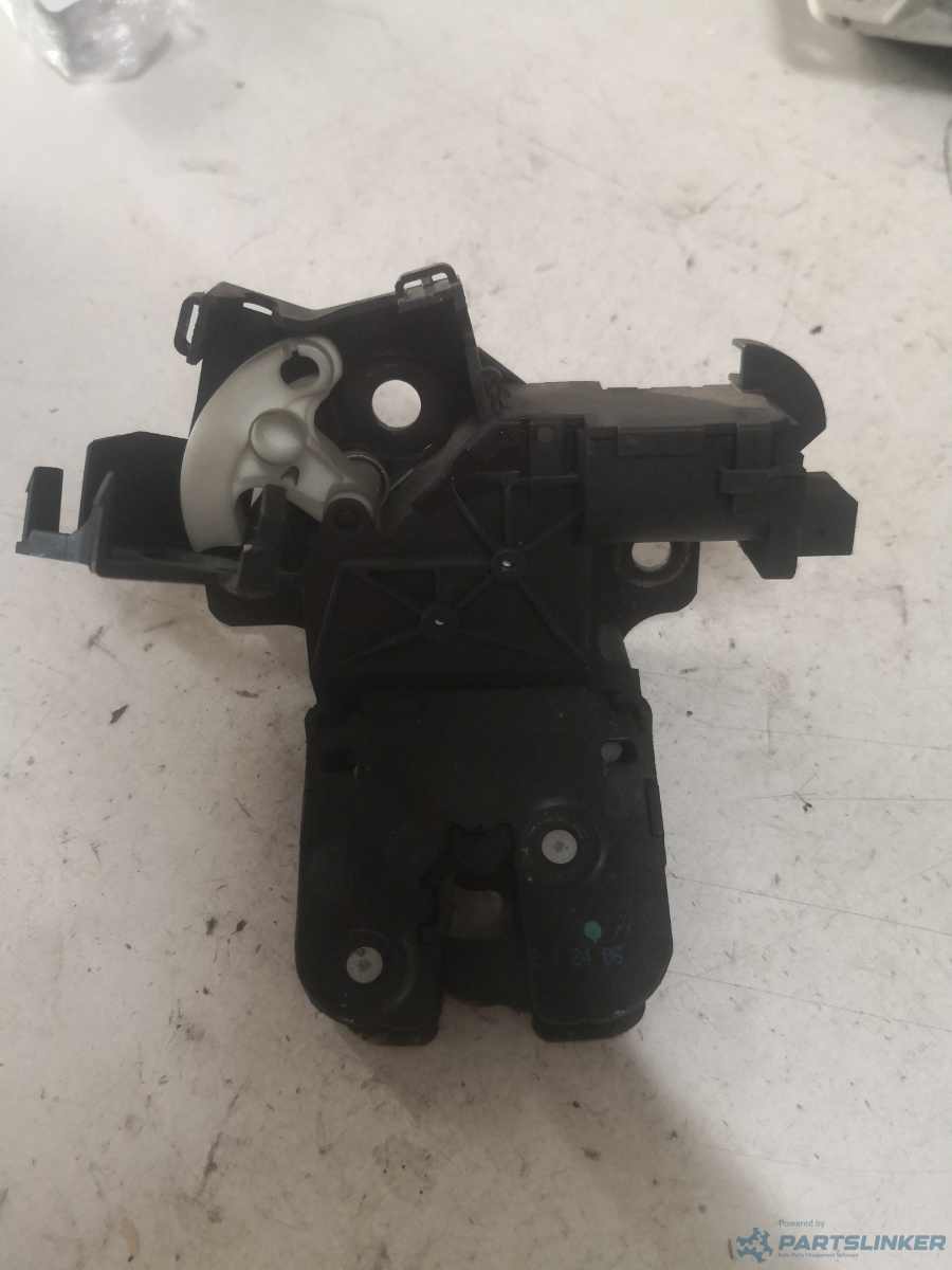 Broasca haion AUDI A3 II (8P1) [ 2003 - 2013 ] OEM 8p4827505b