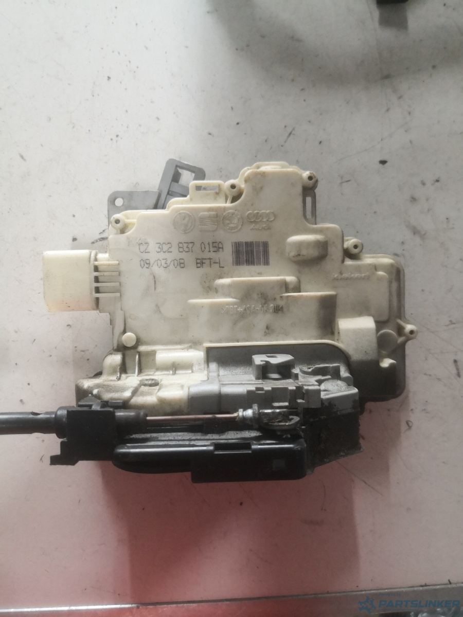 Broasca usa stanga fata VOLKSWAGEN PASSAT (3C2) [ 2005 - 2010 ] OEM 3c2837015a