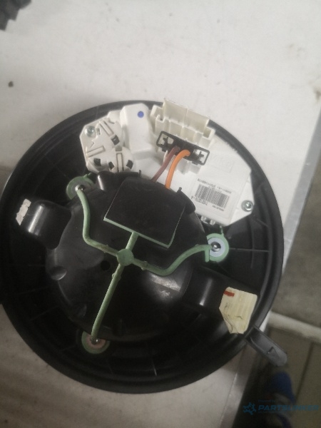 Aeroterma BMW X3 II (F25) [ 2010 - 2017 ] OEM T1021327u