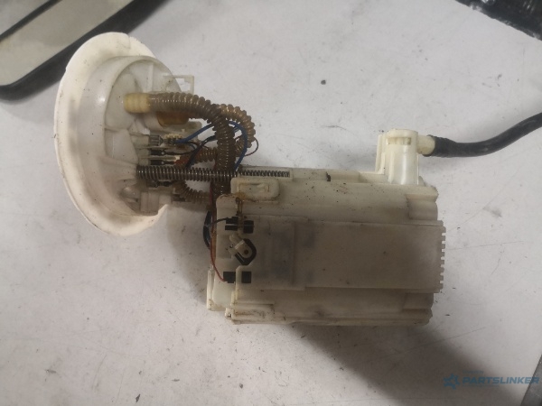 Pompa combustibil AUDI A4 IV (8K2, B8) [ 2007 - 2015 ] TDI (CAGA, CJCA, CMEA, CMFA) 105KW|143HP