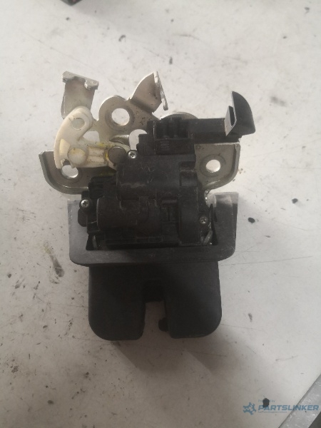 Broasca haion AUDI A4 IV (8K2, B8) [ 2007 - 2015 ] – foto 2