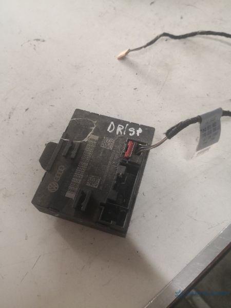 Modul usa dreapta spate AUDI A4 IV (8K2, B8) [ 2007 - 2015 ] OEM 4f0959795n