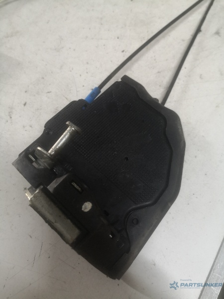 Broasca usa stanga spate TOYOTA AURIS (_E15_) [ 2006 - 2012 ]