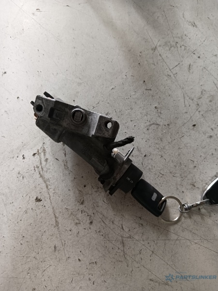 Contact cu cheie AUDI A6 II (4B2, 4B4, C5) [ 1997 - 2005 ] OEM 4b0905851c
