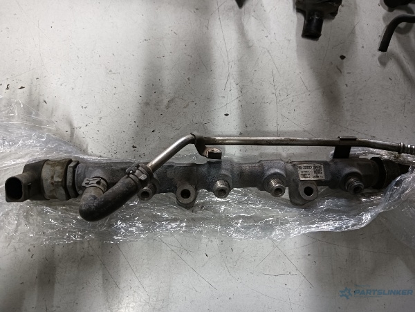 Rampa injectoare SKODA FABIA II (542) [ 2006 - 2014 ] TDI (CFWA) 55KW|75HP OEM 03p089004405