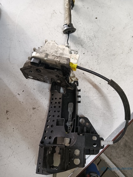 Broasca usa dreapta fata AUDI A6/S6 IV Saloon (4G2, C7, 4GC) [ 2010 - 2018 ] OEM 8j1837016c