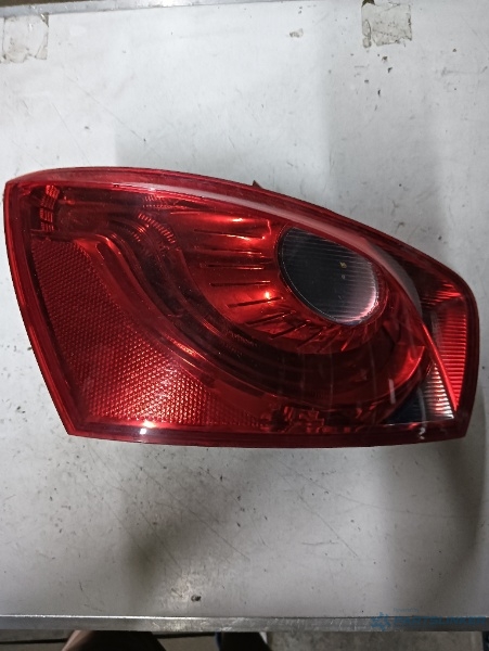 Lampa spate / stop stanga spate SEAT IBIZA V (6J5, 6P1) [ 2008 - > ] 1.2 (BZG, CGPA, CJLB) 51KW|70HP