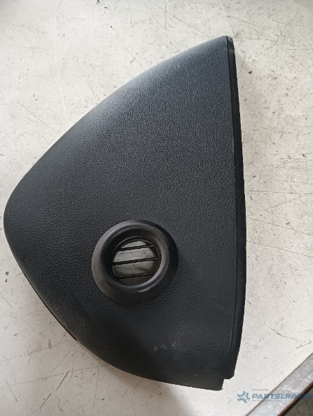 Capac panou sigurante AUDI A8 III (4H2, 4H8, 4HC, 4HL) [ 2009 - 2018 ] OEM 4h2857085