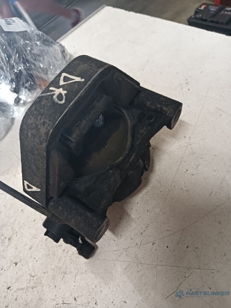 Tampon motor dreapta fata AUDI A8 III (4H2, 4H8, 4HC, 4HL) [ 2009 - 2018 ] – foto 2