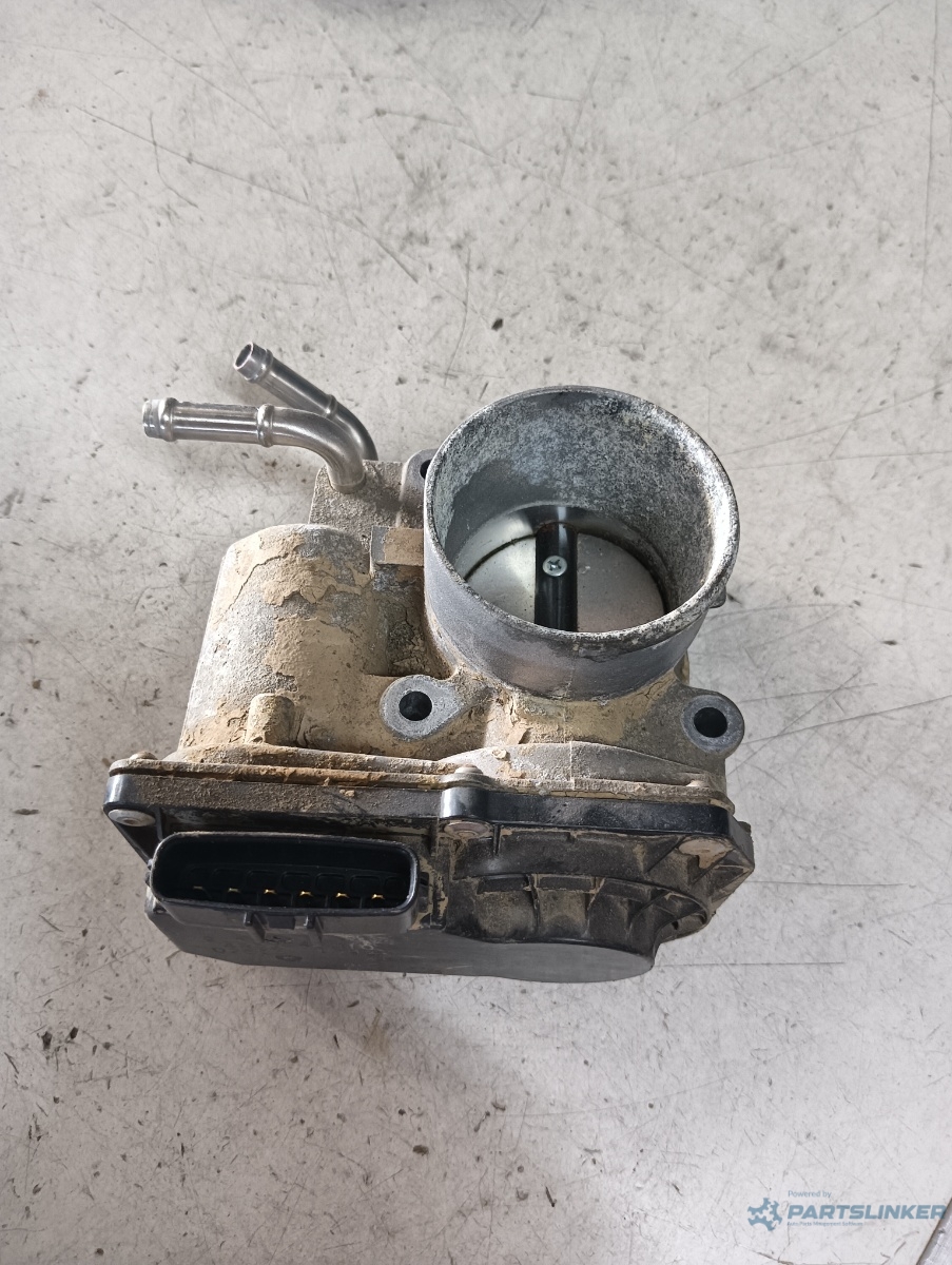 Clapeta acceleratie TOYOTA COROLLA 1.3 i 2015 OEM 223047010