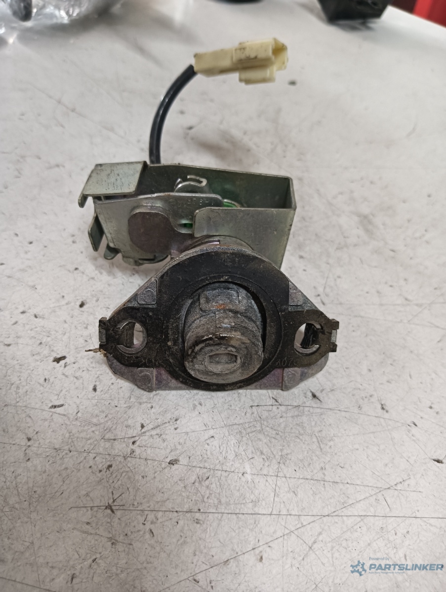 Broasca usa stanga fata LEXUS IS II Saloon (GSE2_, ALE2_, USE2_) [ 2005 - 2013 ]