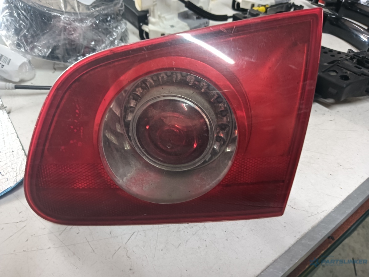 Lampa spate / stop dreapta spate VOLKSWAGEN PASSAT Variant (3C5) [ 2005 - 2011 ] OEM 3c9945094a