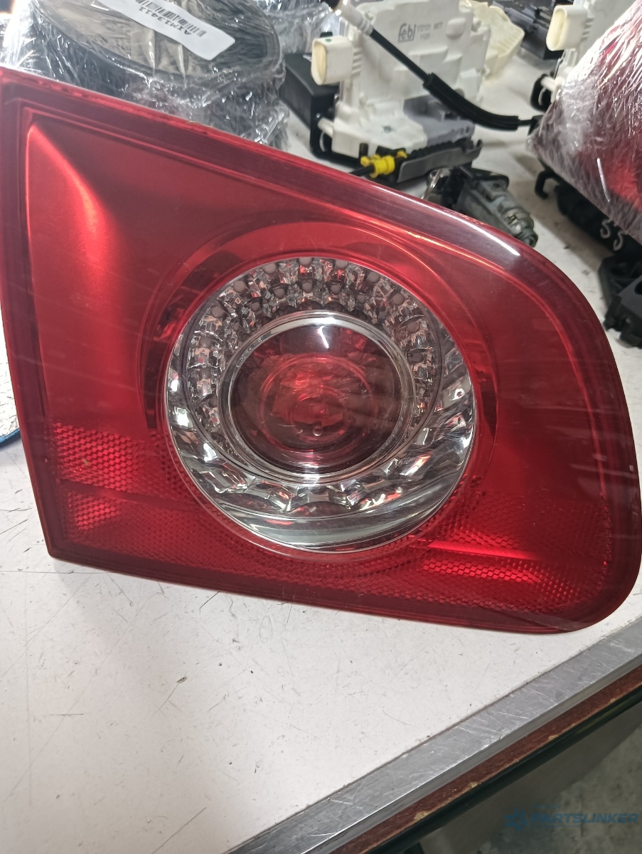 Lampa spate / stop stanga spate VOLKSWAGEN PASSAT Variant (3C5) [ 2005 - 2011 ] OEM 3c9945093