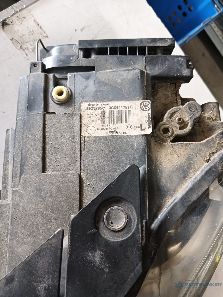 Far xenon stanga fata VOLKSWAGEN PASSAT (3C2) [ 2005 - 2010 ] OEM 3c0941751g – foto 2