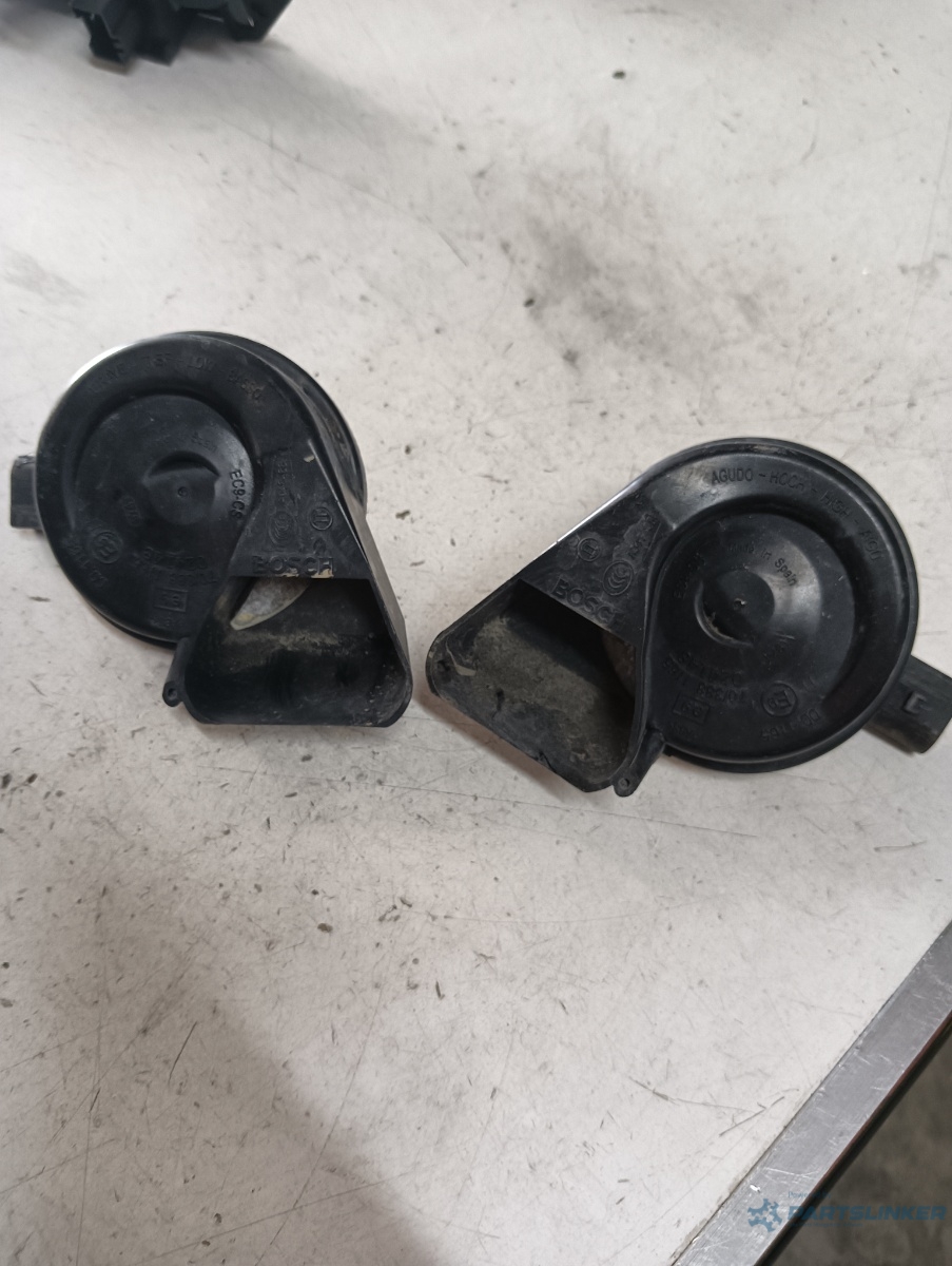 Claxon AUDI A4 IV (8K2, B8) [ 2007 - 2015 ]
