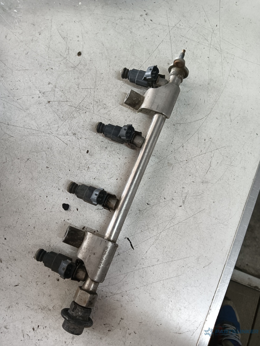 Rampa injectoare KIA CEED Hatchback (ED) [ 2006 - 2012 ] OEM 81250367