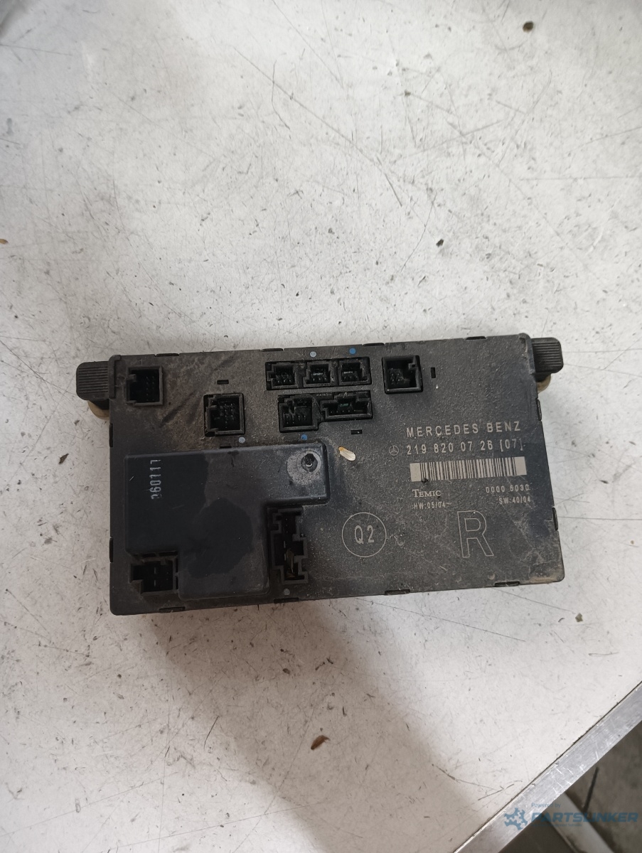 Modul usa dreapta fata MERCEDES-BENZ CLS (C219) [ 2004 - 2011 ] OEM 2198200726