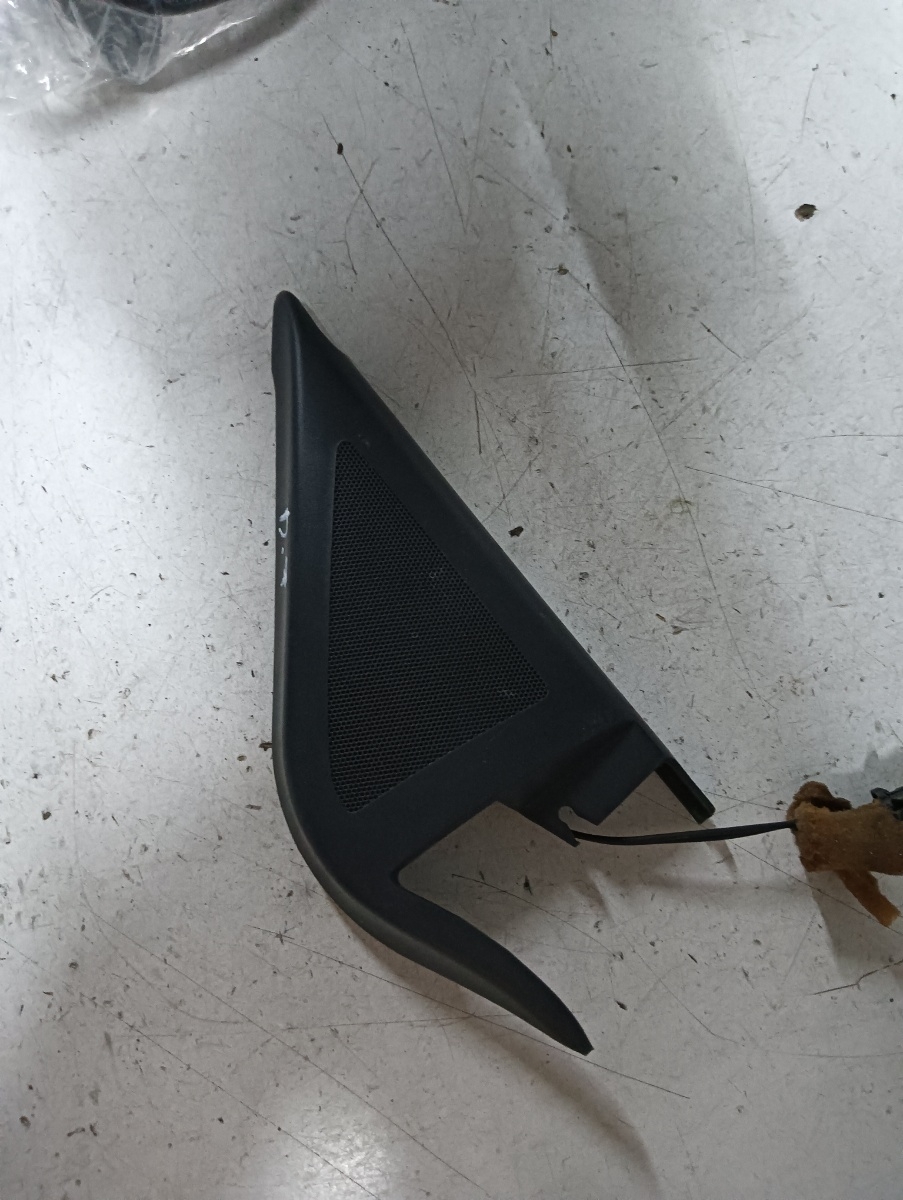 Tweeter  dreapta fata SKODA FABIA (6Y2) [ 1999 - 2008 ]
