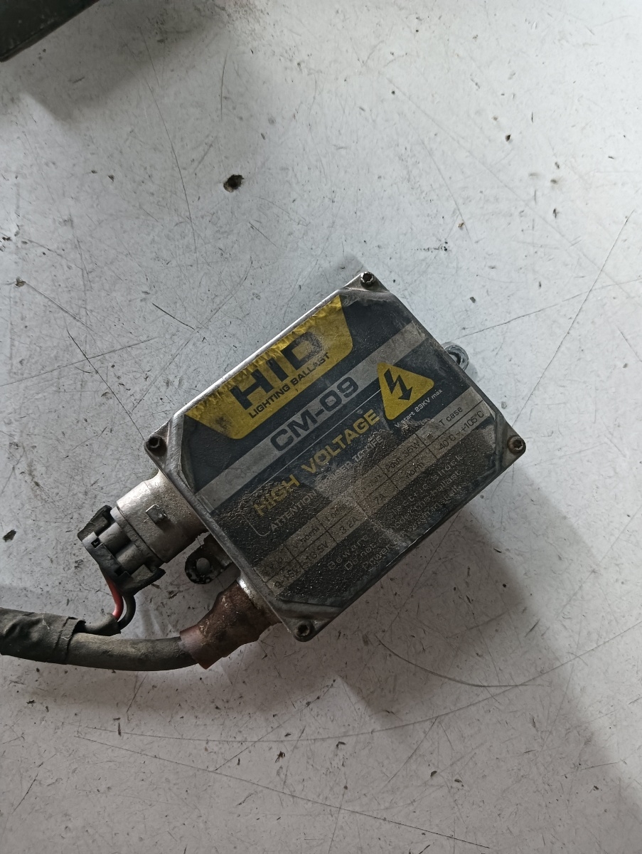 Balast Xenon dreapta fata BMW 5 (E39) [ 1995 - 2003 ]