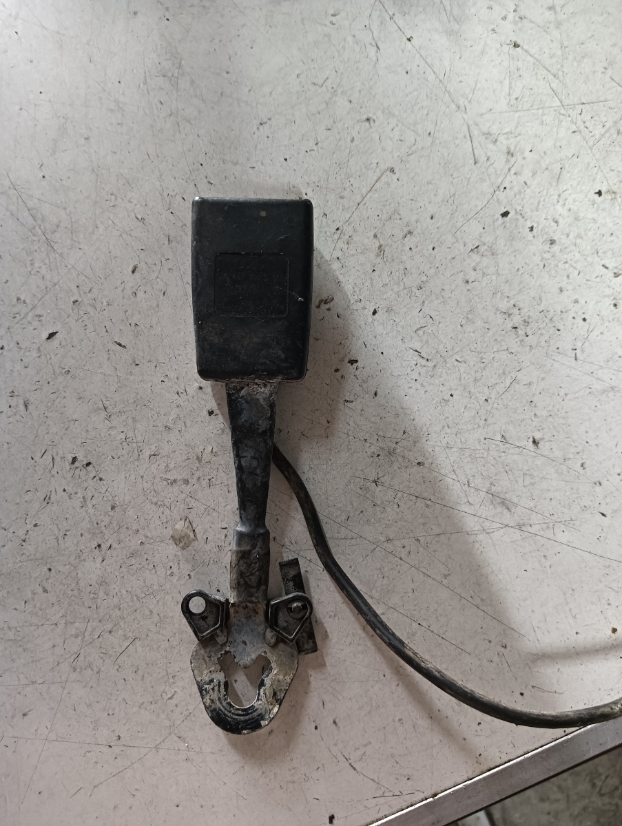 Pretensionare  stanga fata AUDI A6/S6 III Saloon (4F2, C6) [ 2004 - 2011 ] OEM 8e0857755d