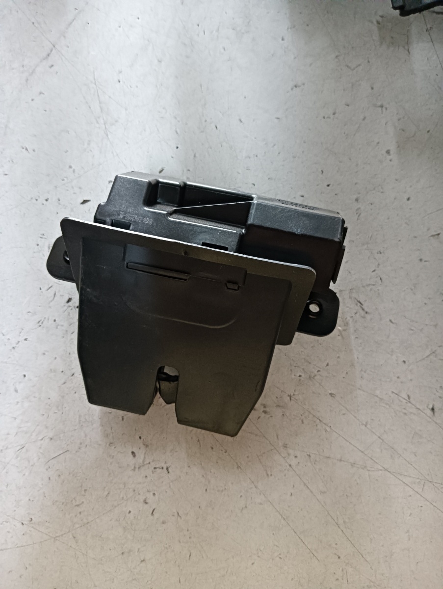 Broasca haion FORD FIESTA VI [ 2008 -> ] OEM 8a61a46420ad – foto 2