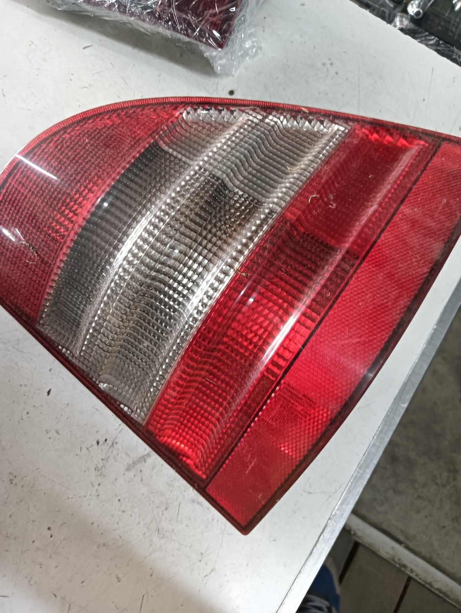 Lampa spate / stop dreapta spate MERCEDES-BENZ M-CLASS (W163) [ 1998 - 2005 ]