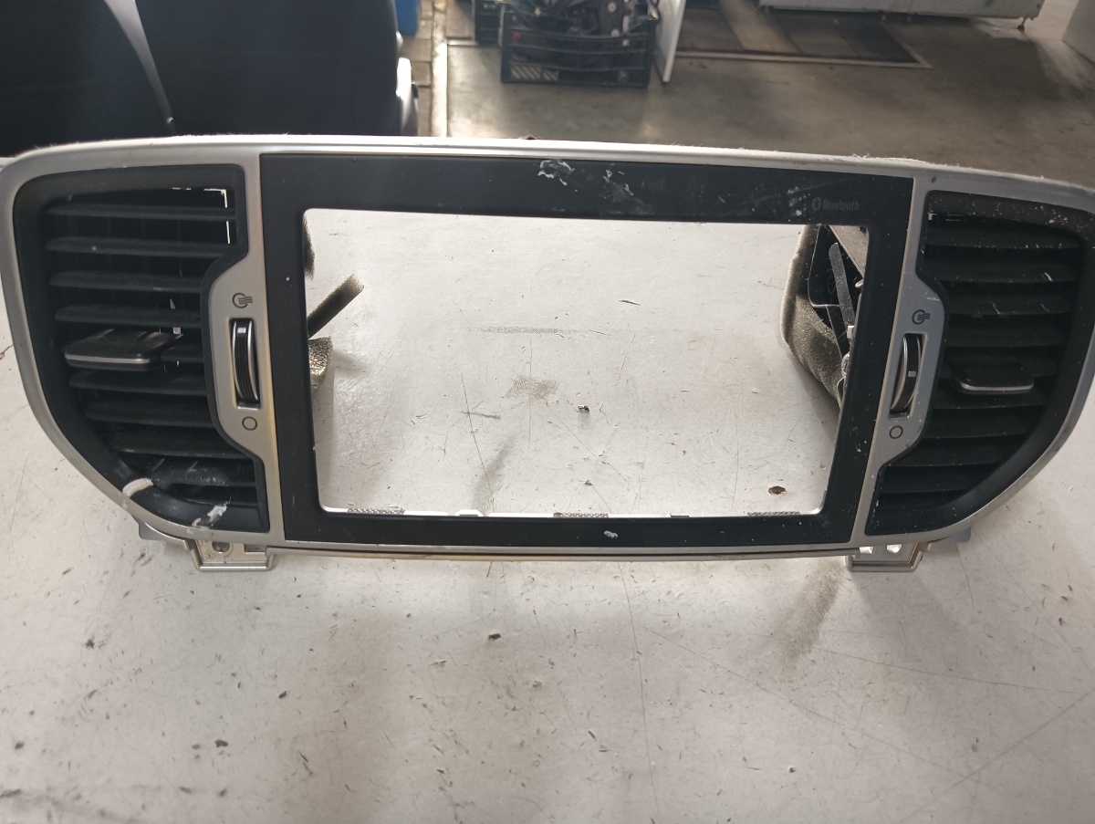 Guri ventilatie fata KIA SPORTAGE (QL, QLE) [ 2015 - > ]