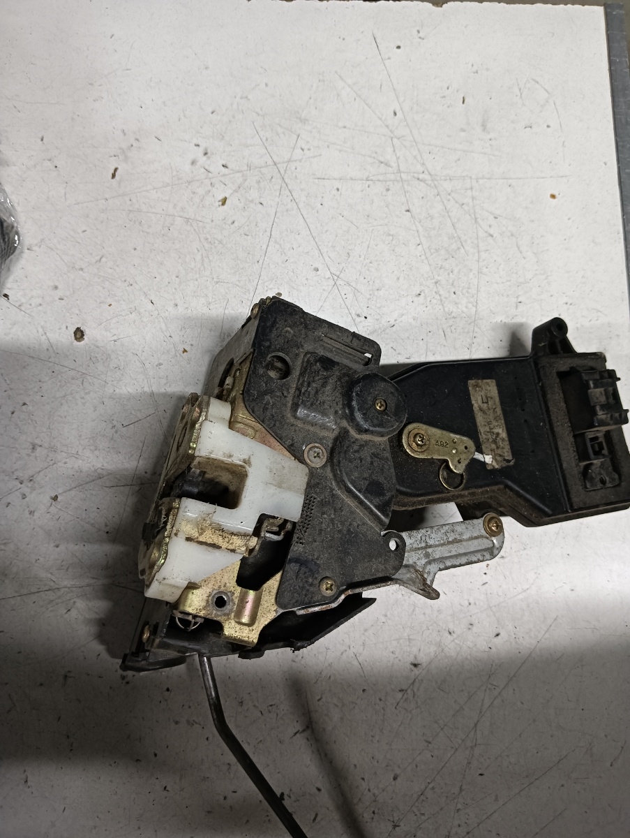 Broasca usa dreapta spate MAZDA  6 2005> – foto 2
