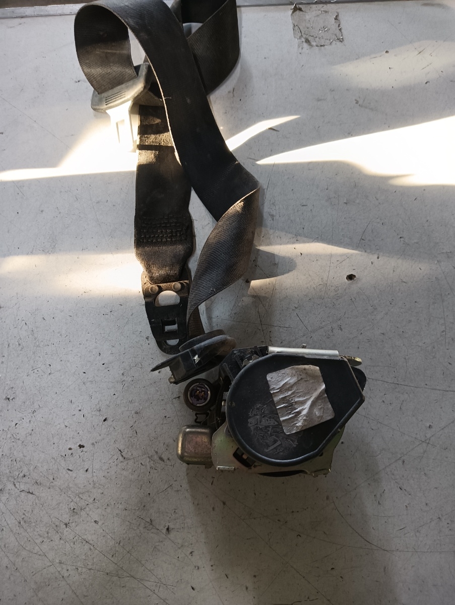 Centura siguranta dreapta spate VOLKSWAGEN TOUAREG (7LA, 7L6, 7L7) [ 2002 - 2013 ] OEM G6047613b