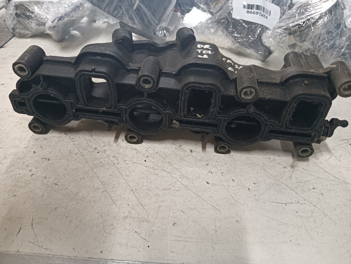 Galerie admisie dreapta VOLKSWAGEN TOUAREG (7LA, 7L6, 7L7) [ 2002 - 2013 ] V6 TDI (CASA, CASC) 176KW|240HP