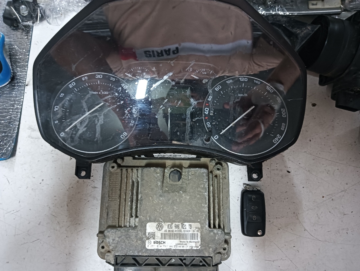 Kit pornire SKODA OCTAVIA II Combi (1Z5) [ 2004 - 2013 ] TDI (BXE) 77KW|105HP BOSCH 0281014711 OEM 03g906021tb