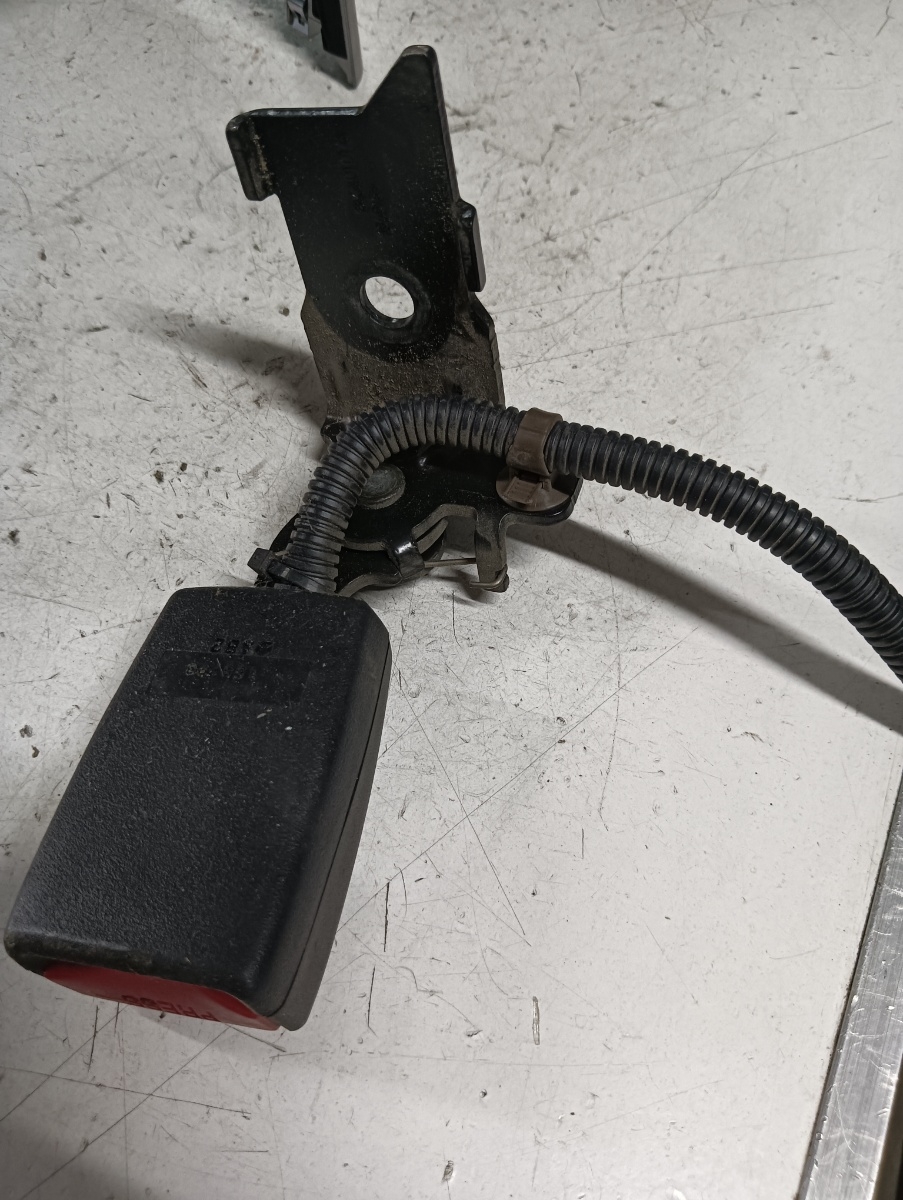 Pretensionare  spate HONDA CIVIC VIII Hatchback (FN, FK) [ 2005 - > ] OEM 1040138 – foto 2