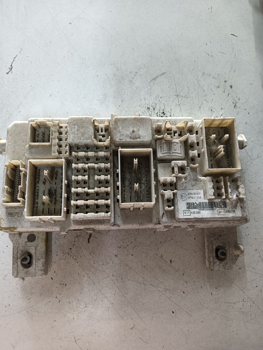Panou sigurante FORD FOCUS II (DA_, HCP, DP) [ 2004 - 2013 ] OEM 7M5T14014