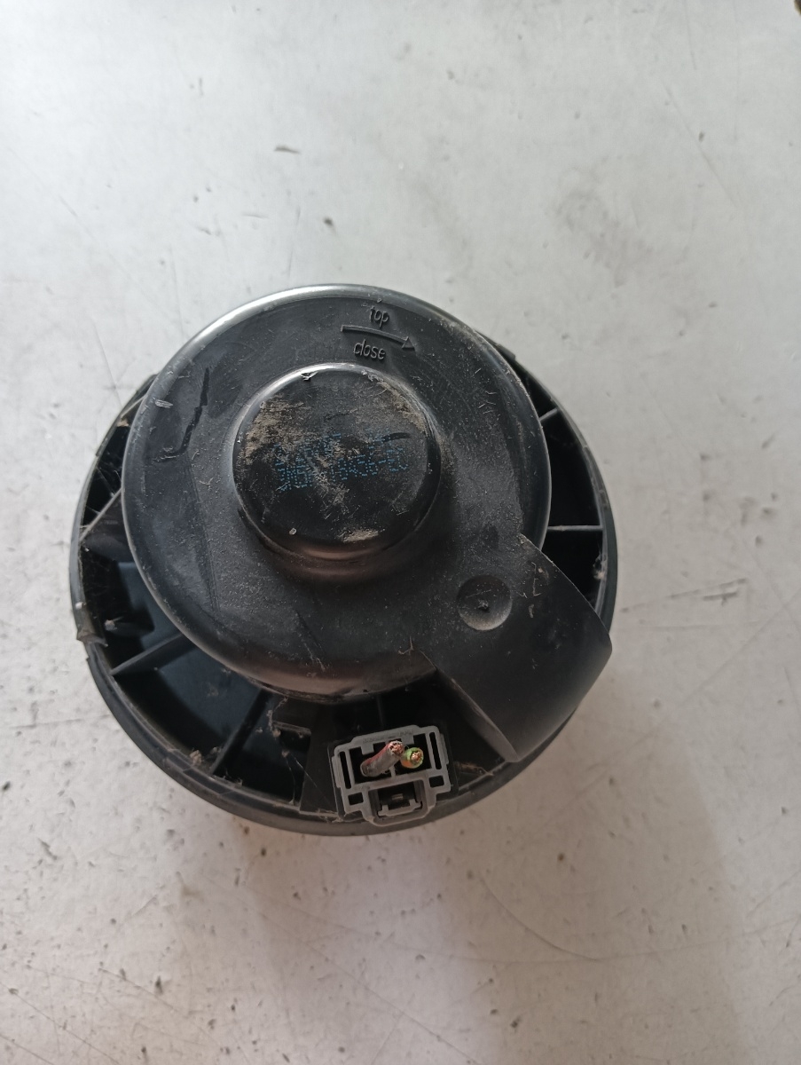 Aeroterma FORD FOCUS II (DA_, HCP, DP) [ 2004 - 2013 ] OEM 3m5h18456ec